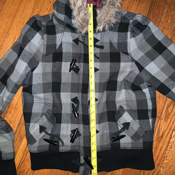 Empyre m medium junior plaid black jacket coat punk alt  flannel fur hood - Picture 3 of 6